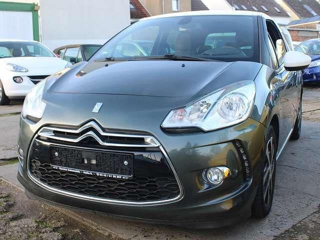 Gebraucht Citroën DS3 So Chic 120 PS (88 kW) 2011 Grau manitoba zweifarbig Kleinwagen