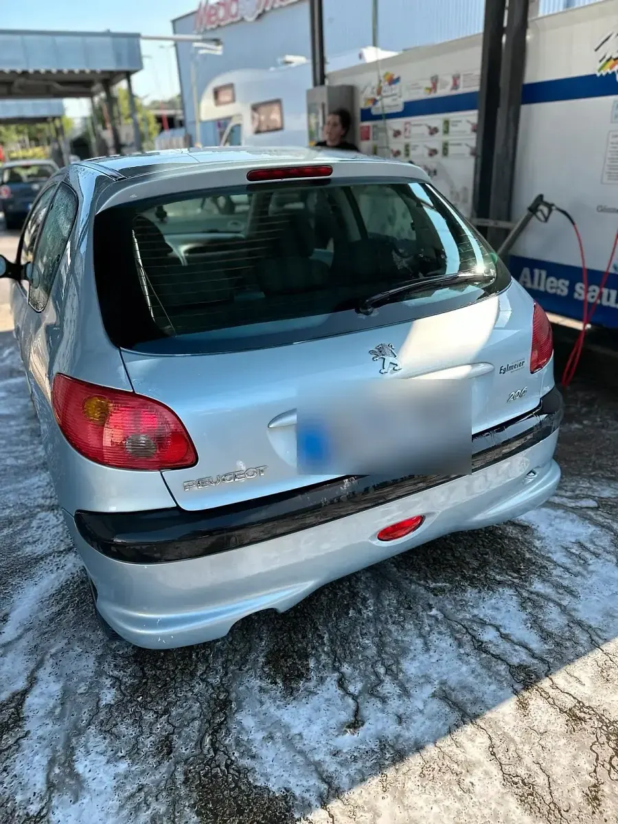 Gebraucht Peugeot 206 88 PS (64 kW) 2005 Andere farben Limousine
