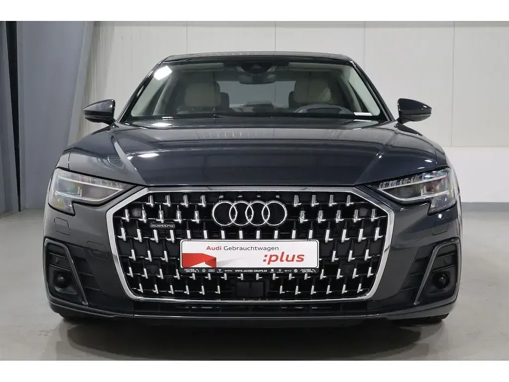 Gebraucht Audi A8 Ambiente 286 PS (210 kW) 2024 Grau Limousine