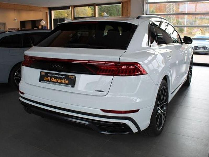 Gebraucht Audi Q8 S-Line 286 PS (210 kW) 2023 Andere SUV