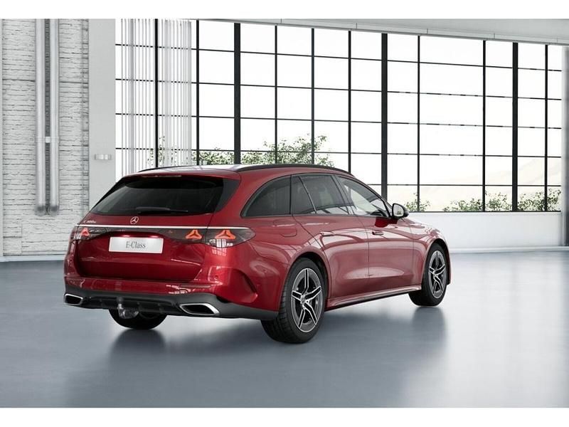 Gebraucht Mercedes E300 AMG 204 PS (150 kW) 2025 Manufaktur lack manufaktur pat Kombi