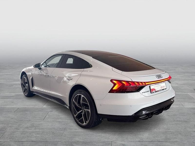 Gebraucht Audi e-tron GT quattro Sport 350 kW (476 PS) 2022 Suzukagrau Limousine