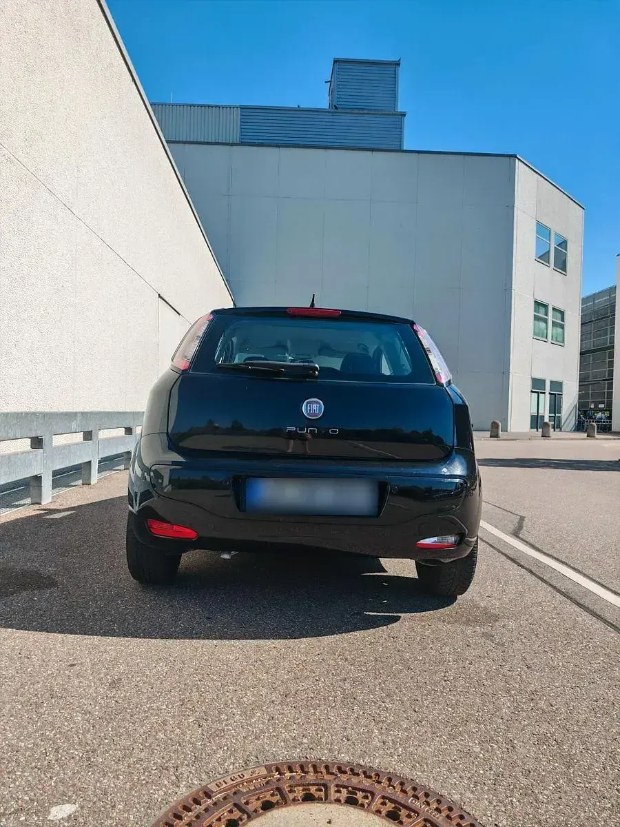 Gebraucht Fiat Punto Evo 69 PS (50 kW) 2011 Schwarz Kleinwagen