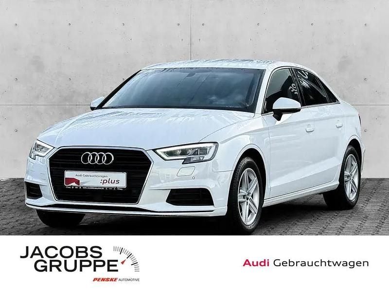 Weiß Gebraucht 2020 Audi A3 Design Limousine | 19.740 € (Guter Preis) - Bild 1/4