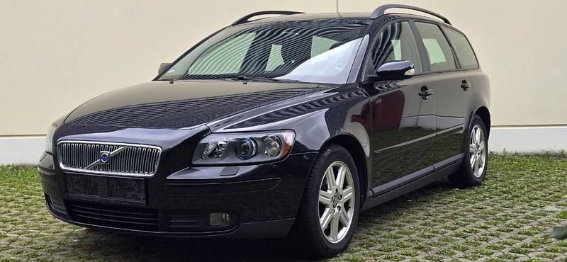 Schwarz Gebraucht 2006 Volvo V50 Kombi | 2.390 € (Fairer Preis) - Bild 1/4