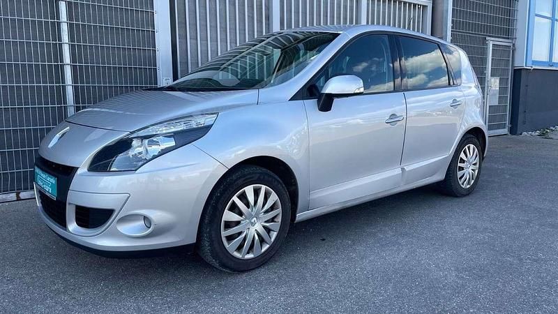 Silber Gebraucht 2010 Renault Scénic III Van / Kleinbus | 3.700 € (Guter Preis) - Bild 1/4