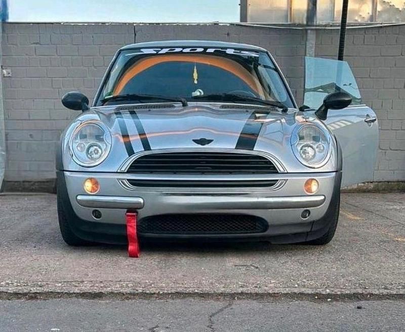 Silber Gebraucht 2003 Mini Cooper Coupé Coupé | 2.450 € (Fairer Preis) - Bild 1/4