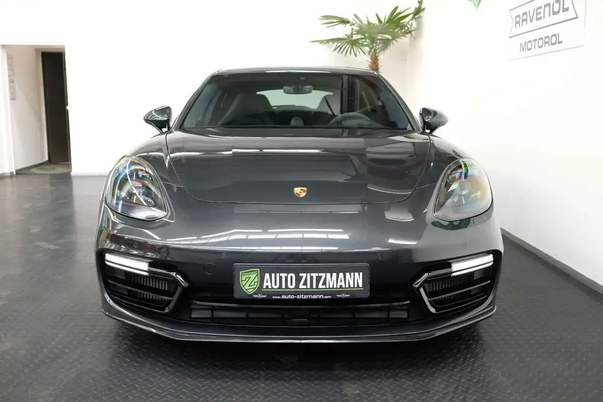 Gebraucht Porsche Panamera GTS 460 PS (338 kW) 2019 Vulkangrau Kleinwagen