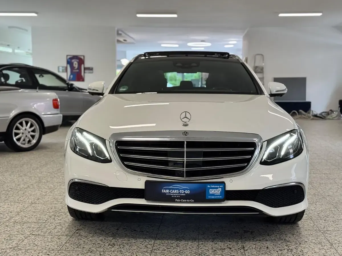 Gebraucht Mercedes E450 367 PS (269 kW) 2019 Weiß Limousine