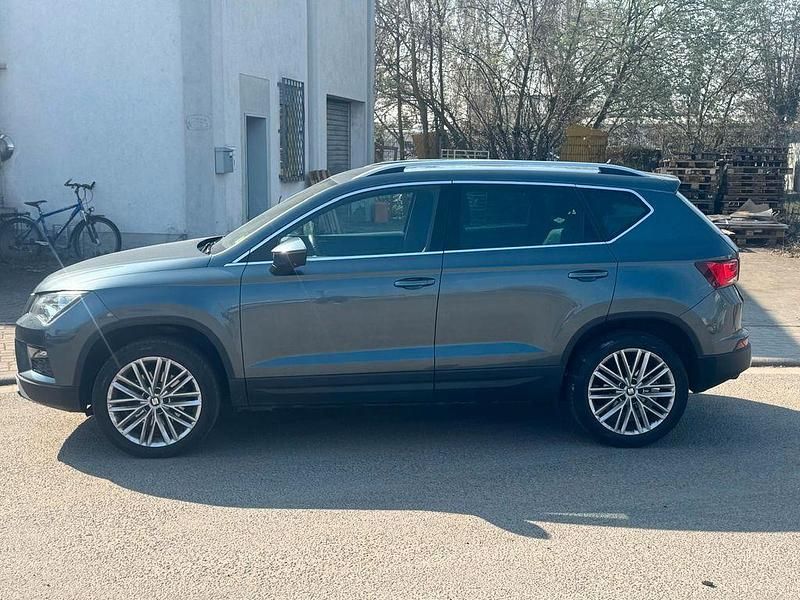 Gebraucht Seat Ateca XCELLENCE 150 PS (110 kW) 2017 Grau SUV
