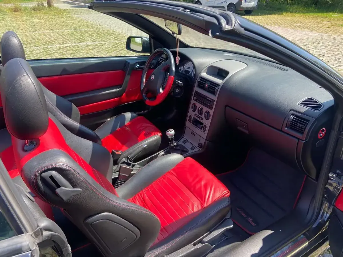 Gebraucht Opel Astra 147 PS (108 kW) 2005 Schwarz Cabrio