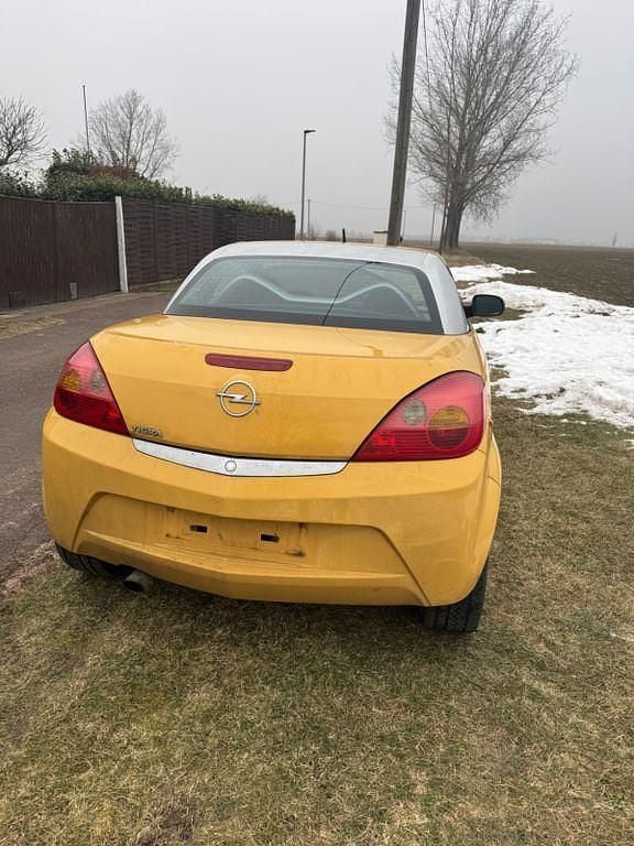 Gebraucht Opel Tigra 90 PS (66 kW) 2007 Gelb Cabrio