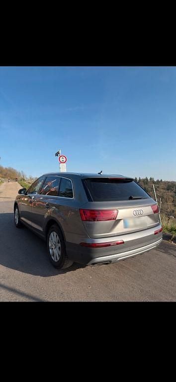 Gebraucht Audi Q7 Comfort 218 PS (160 kW) 2016 Grau SUV
