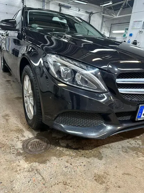 Gebraucht Mercedes C220 170 PS (125 kW) 2017 Schwarz Kombi