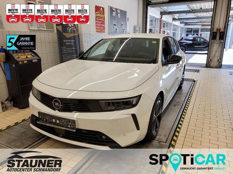Arktis weiß Gebraucht 2023 Opel Astra Edition Kombi | 22.780 € (Superpreis) - Bild 1/4
