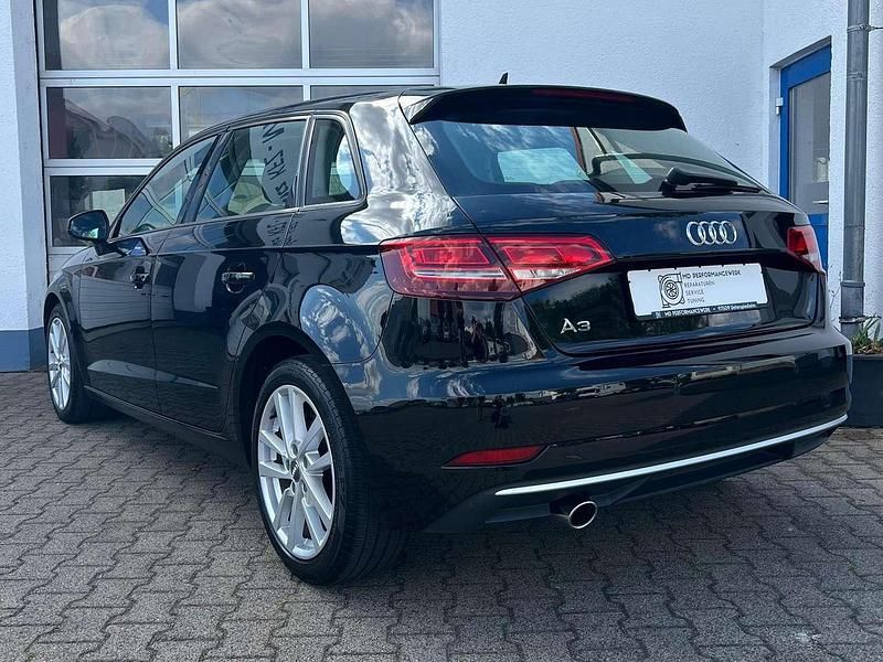 Gebraucht Audi A3 116 PS (85 kW) 2017 Brillantschwarz Limousine
