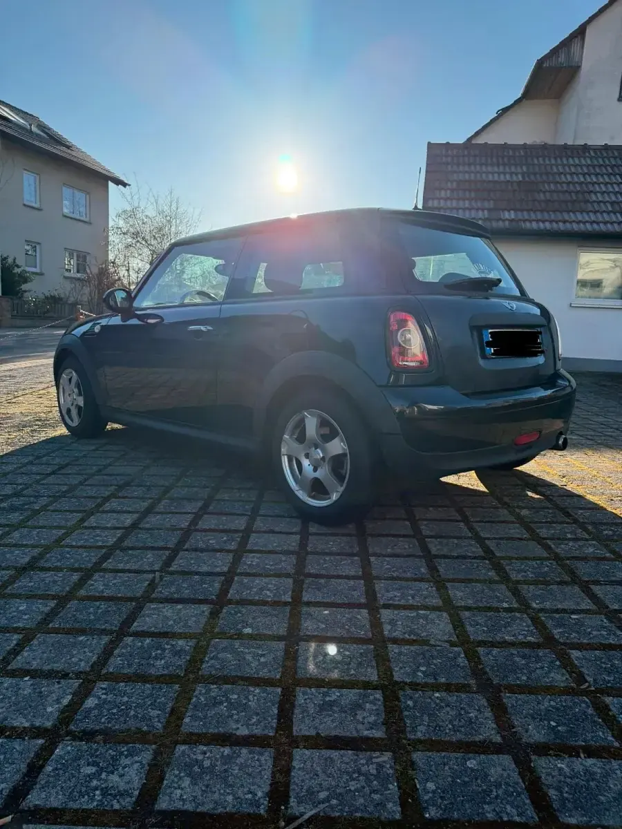 Używany Mini Cooper 95 KM (69 kW) 2007 Czarny Hatchback