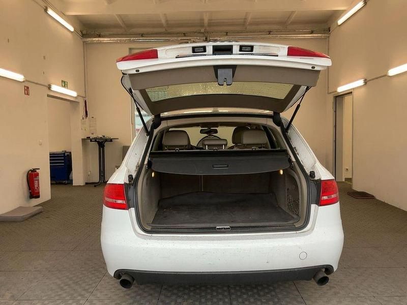 Gebraucht Audi A4 Ambiente 211 PS (155 kW) 2011 Weiß Kombi