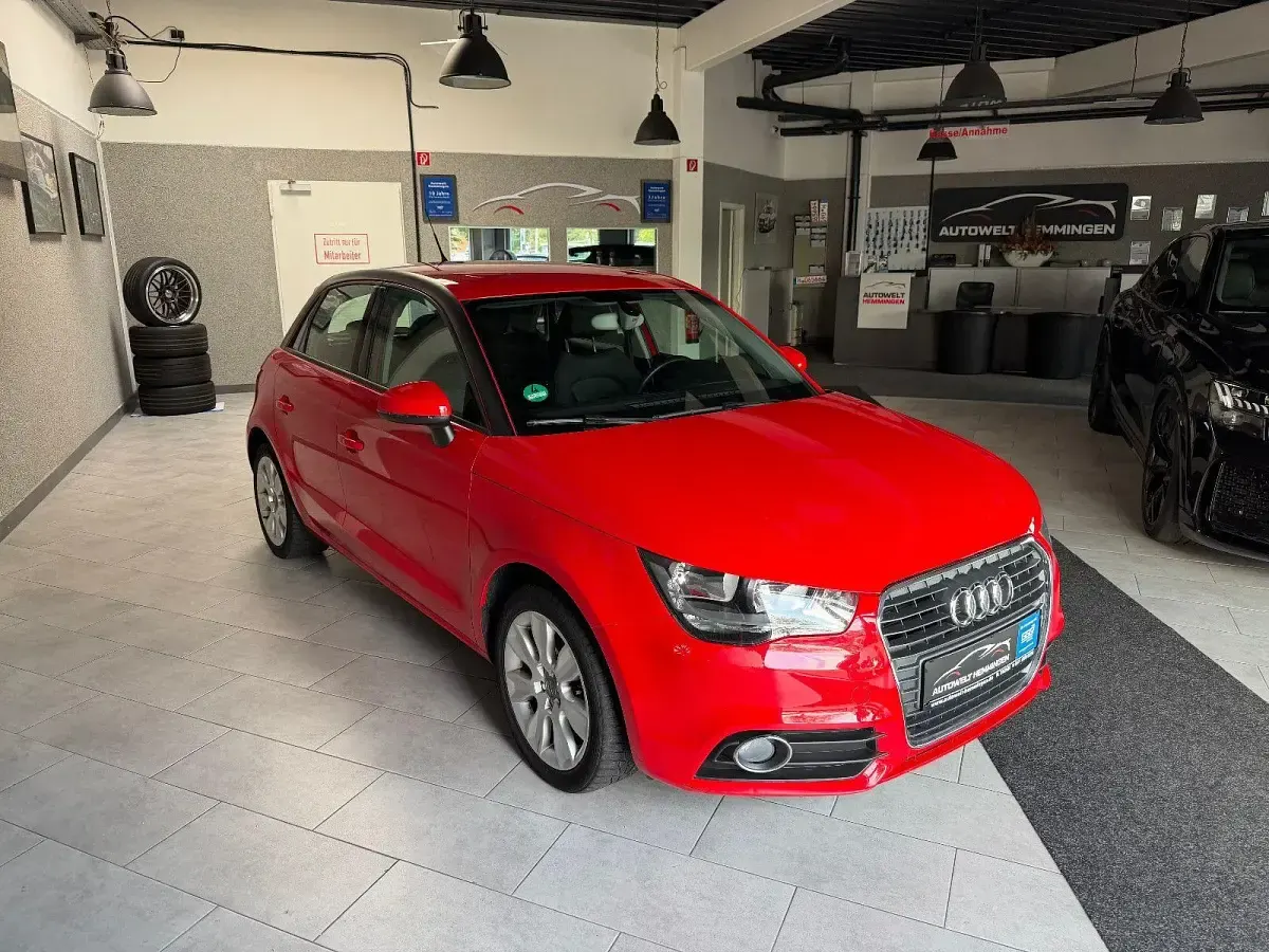 Gebraucht Audi A1 Sportback Ambition 122 PS (89 kW) 2014 Rot Kleinwagen