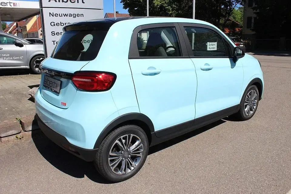 Neu Leapmotor T03 69 kW (95 PS) 2026 Blau Kleinwagen