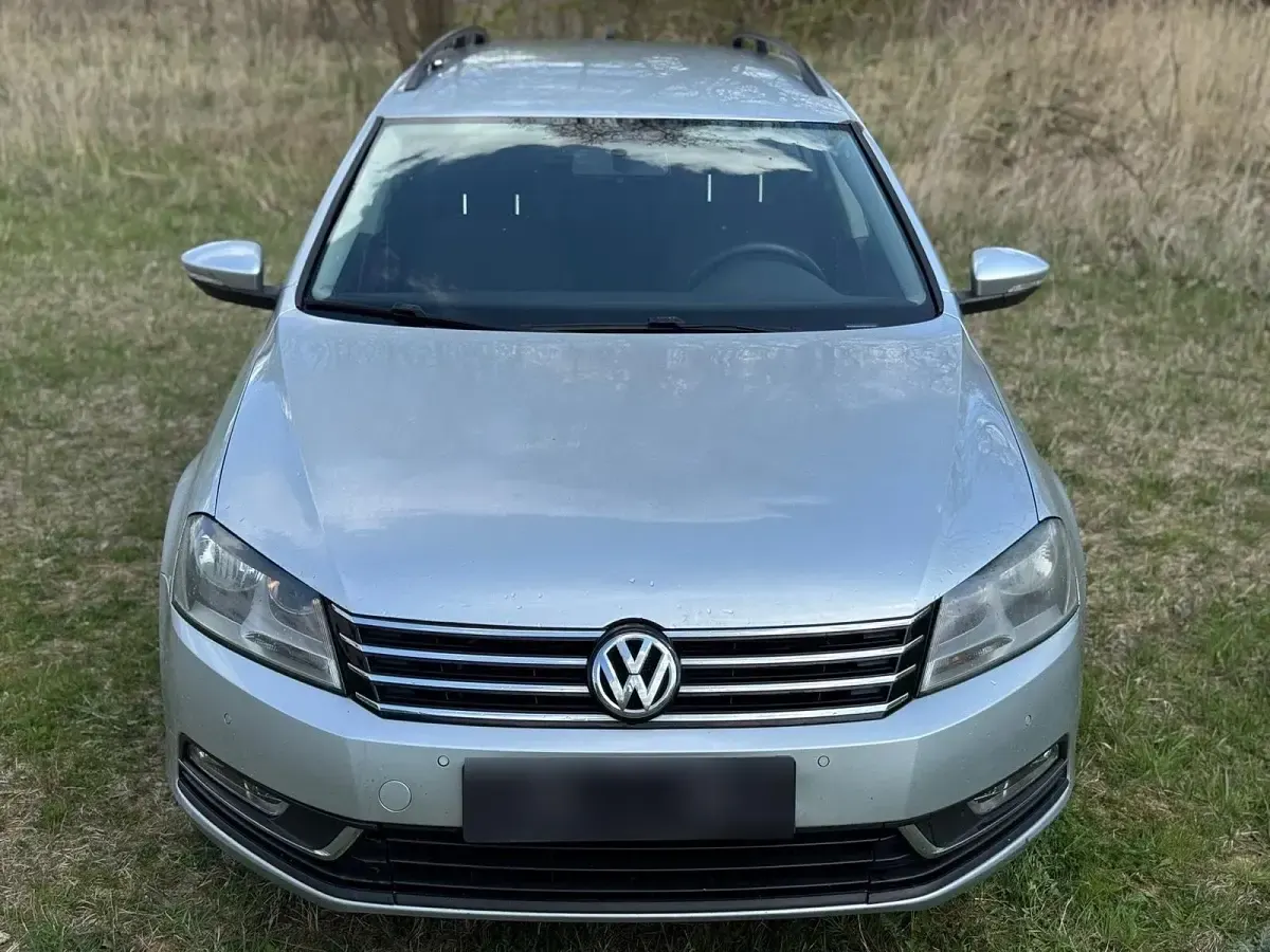 Gebraucht VW Passat 140 PS (102 kW) 2011 Silber Kombi