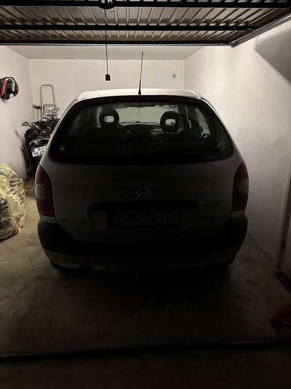 Gebraucht Citroën Xsara Exclusive 116 PS (85 kW) 2000 Grau Van / Kleinbus
