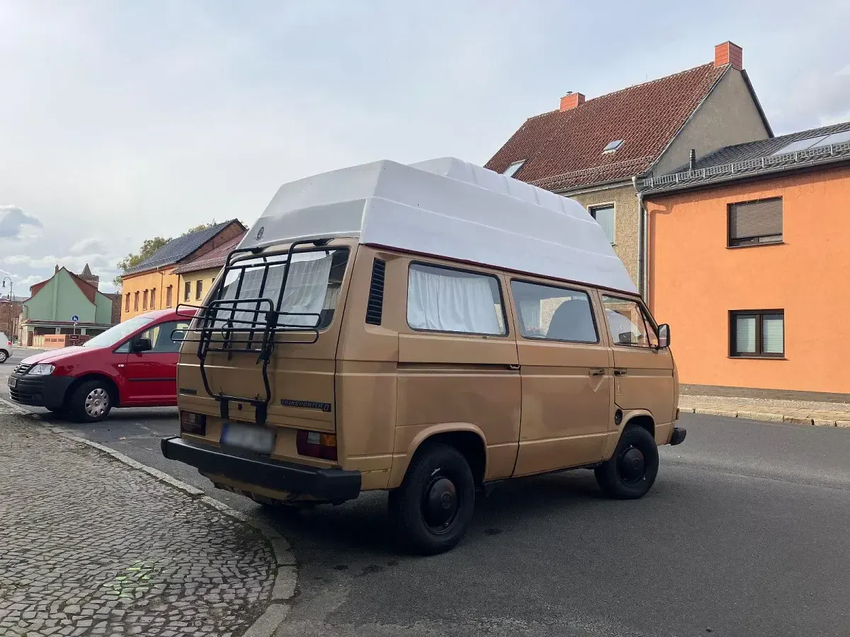 Gebraucht VW Multivan 54 PS (39 kW) 1982 Beige Van / Kleinbus