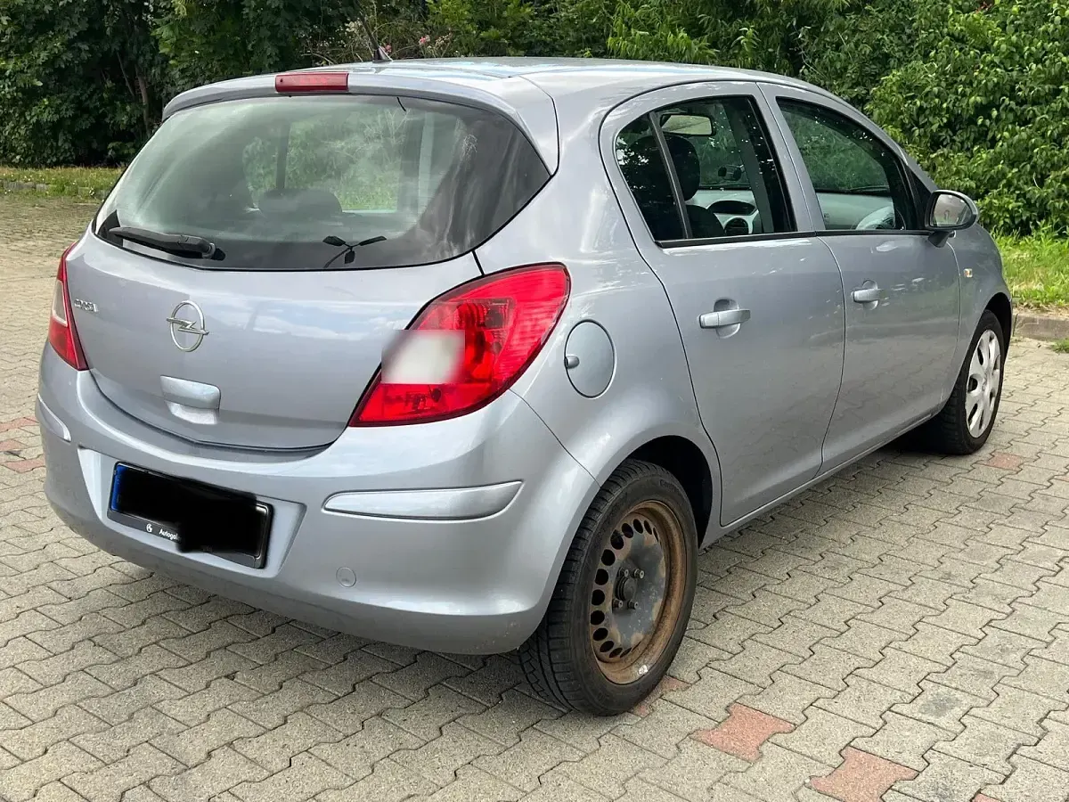 Gebraucht Opel Corsa 80 PS (58 kW) 2010 Grau Kleinwagen