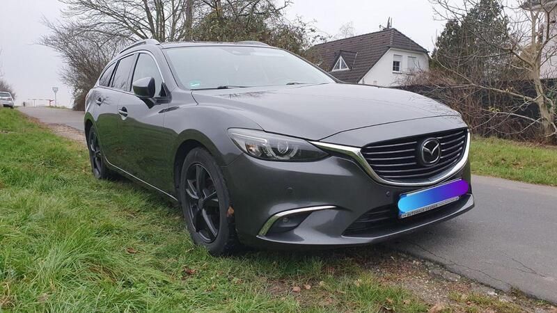 Grau Gebraucht 2017 Mazda 6 Sports-Line Kombi | 10.500 € (Superpreis) - Bild 1/4