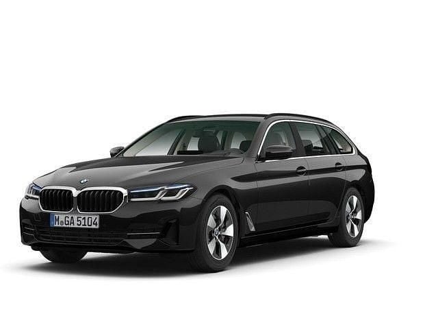 Gebraucht BMW 520 190 PS (139 kW) 2022 Schwarz Kombi