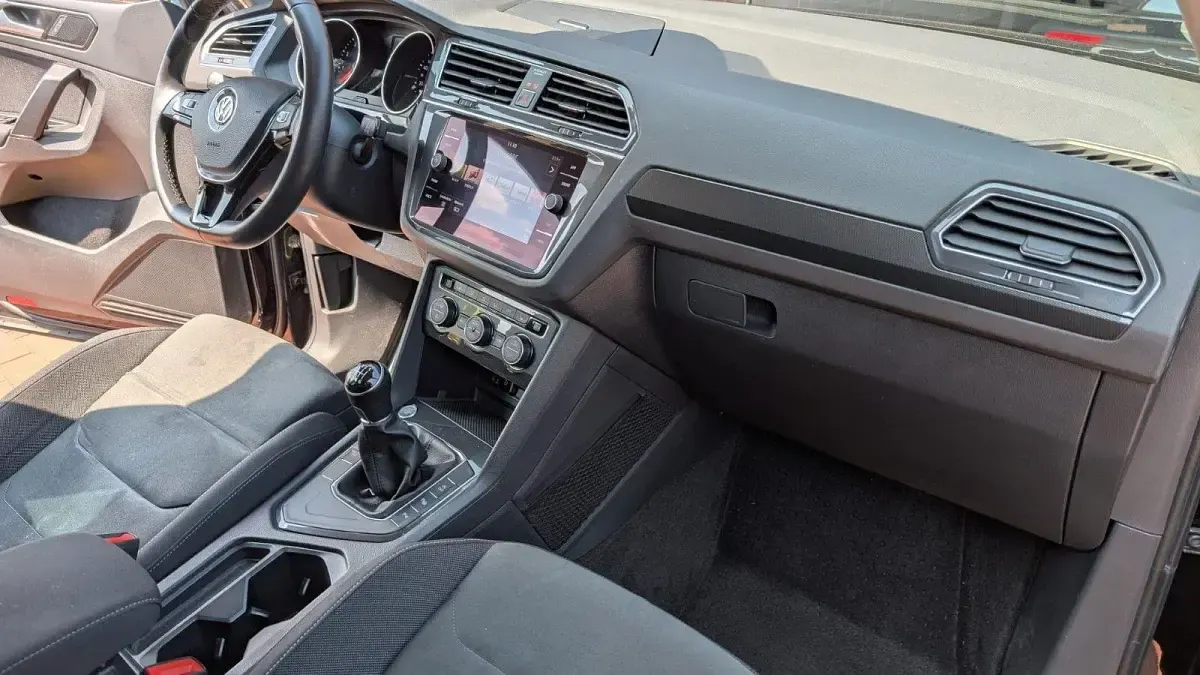 Gebraucht VW Tiguan Comfortline 125 PS (91 kW) 2018 Schwarz SUV