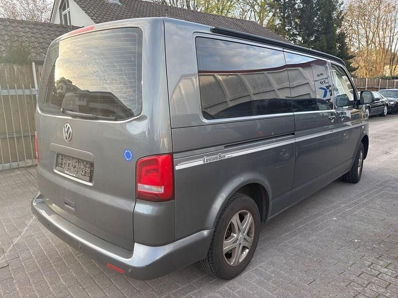 Gebraucht VW T5 Comfortline 140 PS (102 kW) 2011 Grau Van