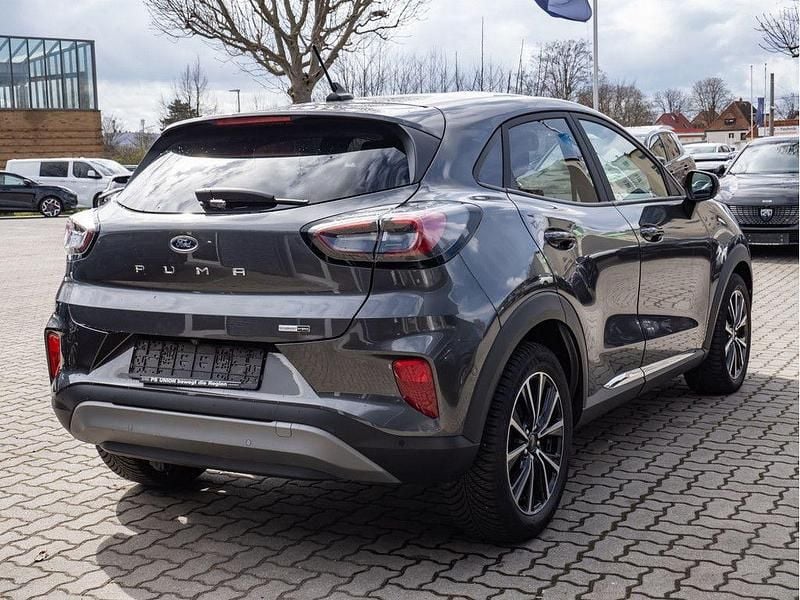 Gebraucht Ford Puma Titanium 125 PS (91 kW) 2021 Grau SUV