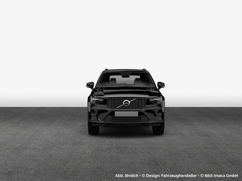 Używany Volvo XC40 Plus 163 KM (119 kW) 2025 Czarny SUV
