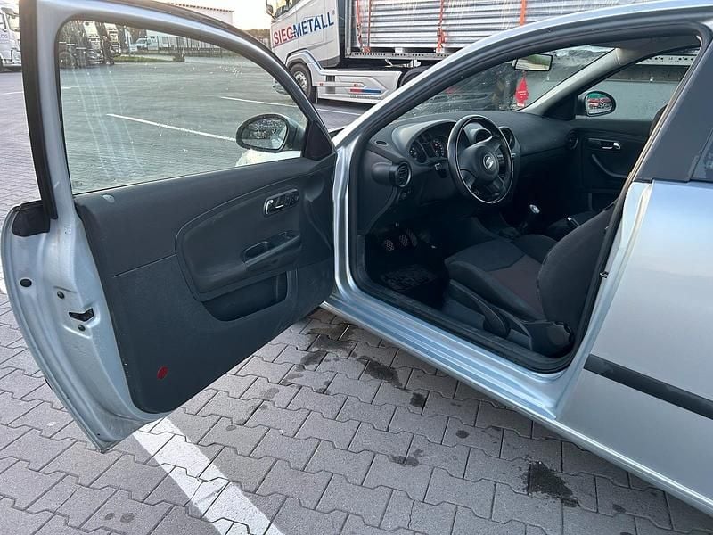 Gebraucht Seat Ibiza 80 PS (58 kW) 2007 Silber Kleinwagen