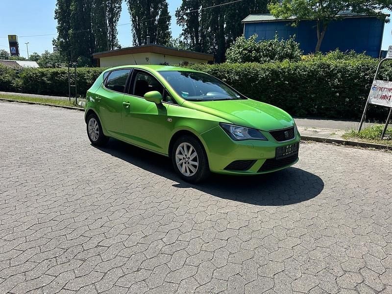 Grün Gebraucht 2014 Seat Ibiza Kleinwagen | 3.999 € (Guter Preis) - Bild 1/4