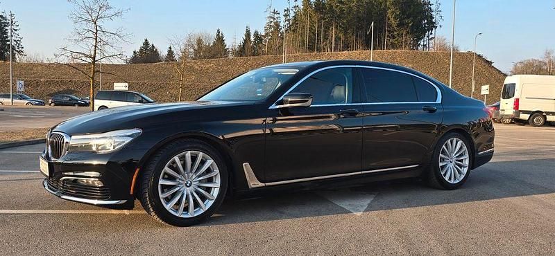 Gebraucht BMW 740L 326 PS (239 kW) 2018 Schwarz Limousine