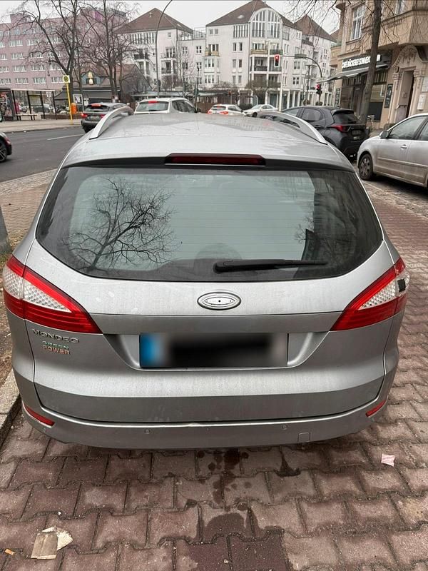 Gebraucht Ford Mondeo 145 PS (106 kW) 2008 Silber Kombi