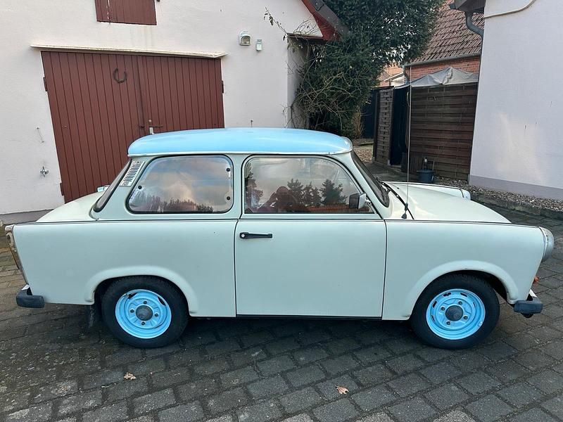 Gebraucht Trabant 601 26 PS (19 kW) 1989 Grau Kleinwagen