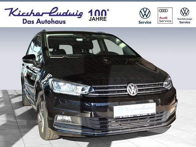 Deep black perleffekt Gebraucht 2017 VW Touran Sound Van / Kleinbus | 19.990 € (Fairer Preis) - Bild 1/4