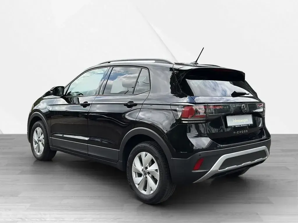 Gebraucht VW T-Cross Life 116 PS (85 kW) 2024 Schwarz SUV
