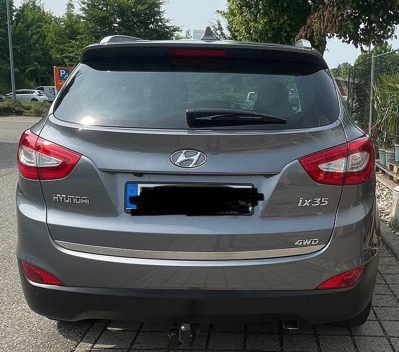 Gebraucht Hyundai ix35 166 PS (122 kW) 2014 Grau SUV