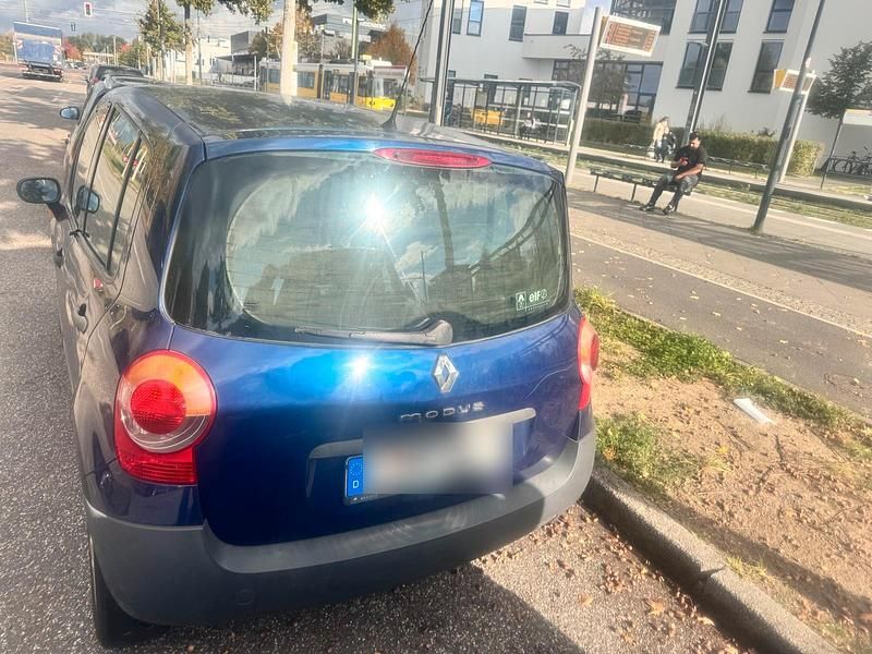 Blau Gebraucht 2004 Renault Modus Van / Kleinbus | 350 € (Superpreis) - Bild 1/4