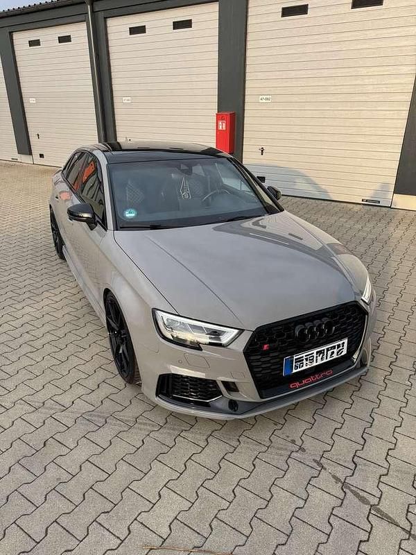 Gebraucht Audi RS3 400 PS (294 kW) 2018 Limousine