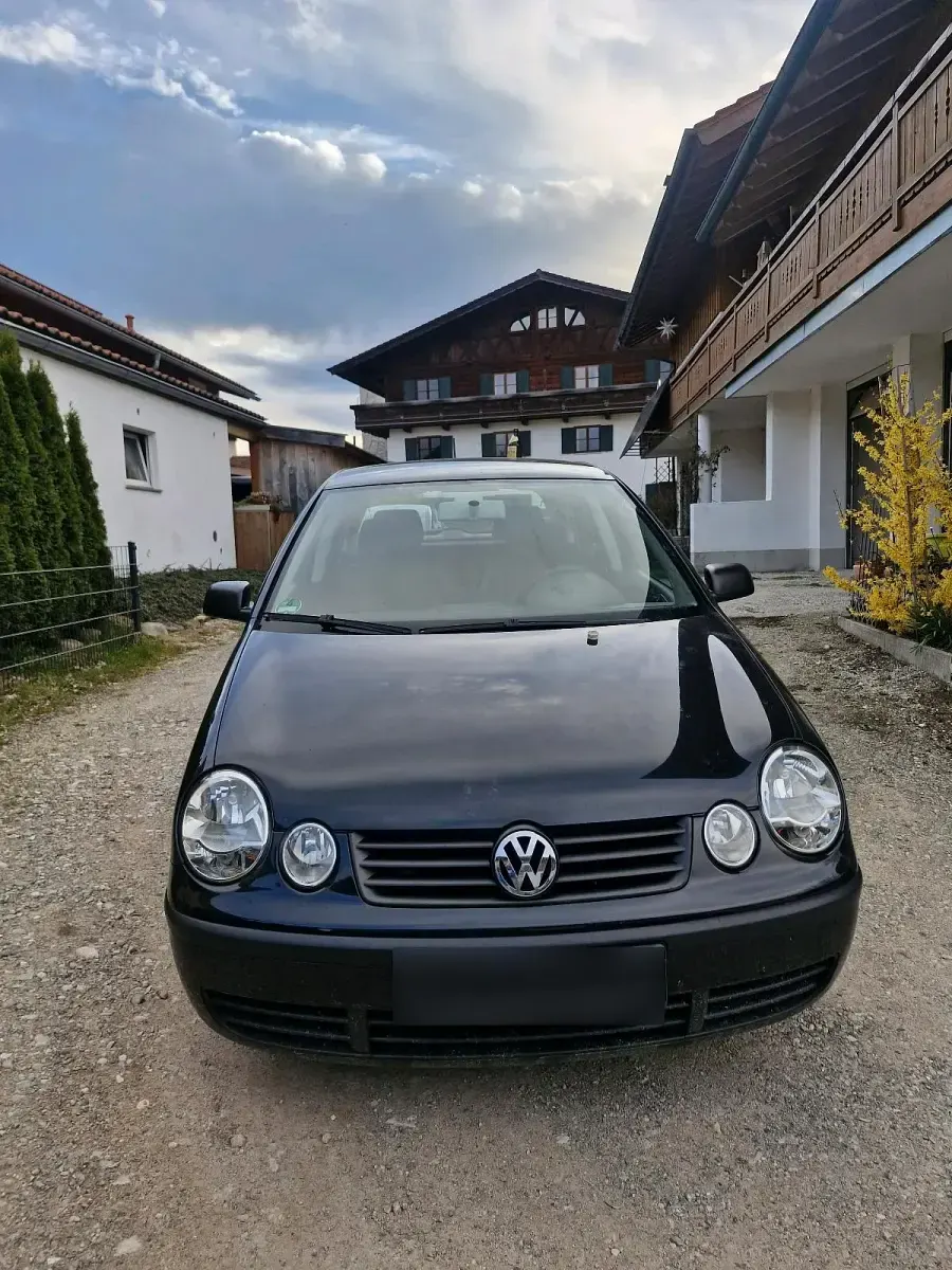 Gebraucht VW Polo 64 PS (47 kW) 2003 Schwarz Kleinwagen