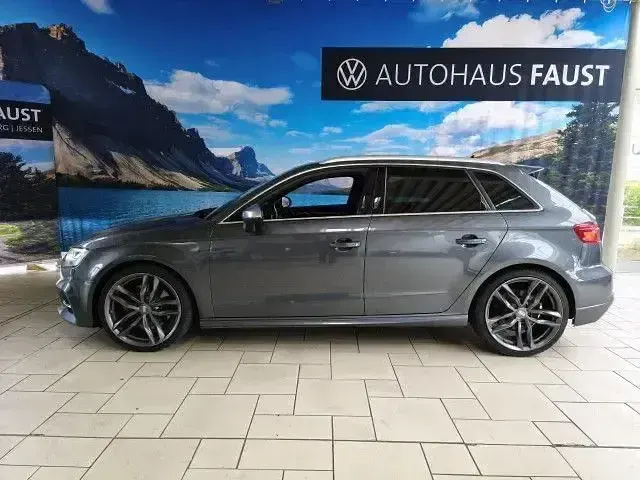 Gebraucht Audi S3 Comfort 300 PS (220 kW) 2019 Grau perleffekt Limousine