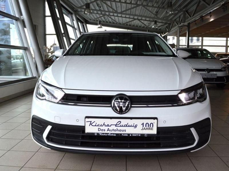 Gebraucht VW Polo Life 95 PS (69 kW) 2022 Pure white Kleinwagen