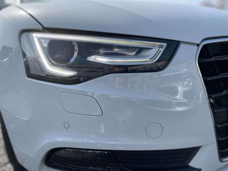 Gebraucht Audi A5 S-Line 143 PS (105 kW) 2012 Gletscherweiss metallic Coupé