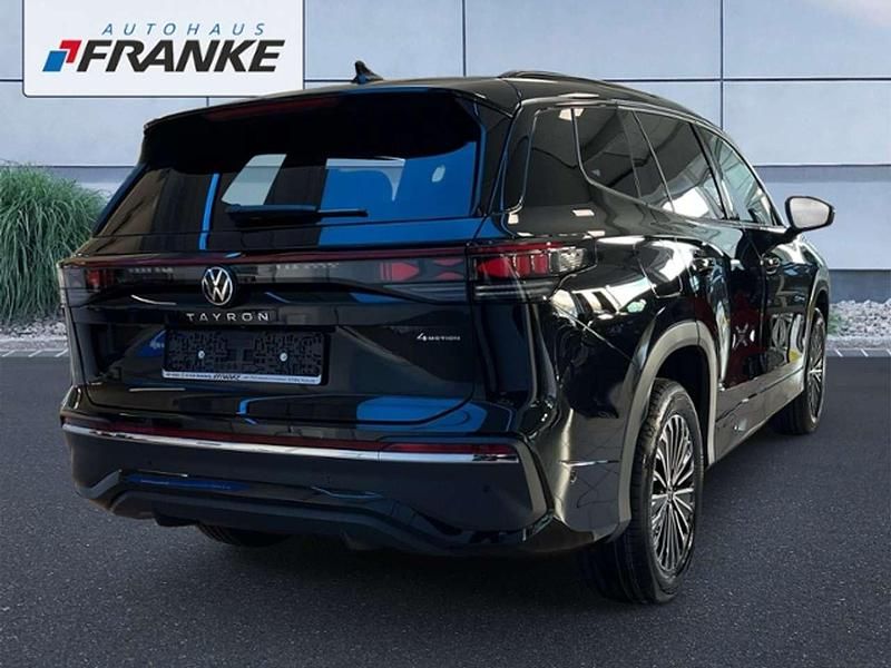 Neu VW Tayron Elegance 204 PS (150 kW) 2025 Grenadillschwarz metallic SUV