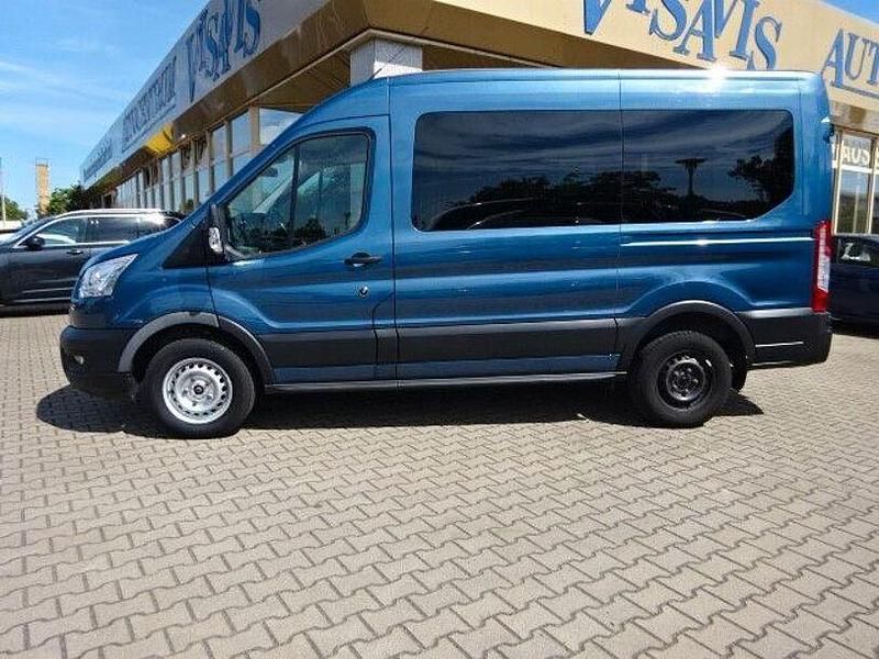 Gebraucht Ford Transit Trend 170 PS (125 kW) 2021 Chromablau metallic Kombi